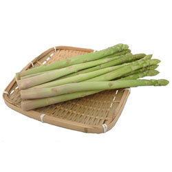 新鮮野菜：グリーンアスパラガス